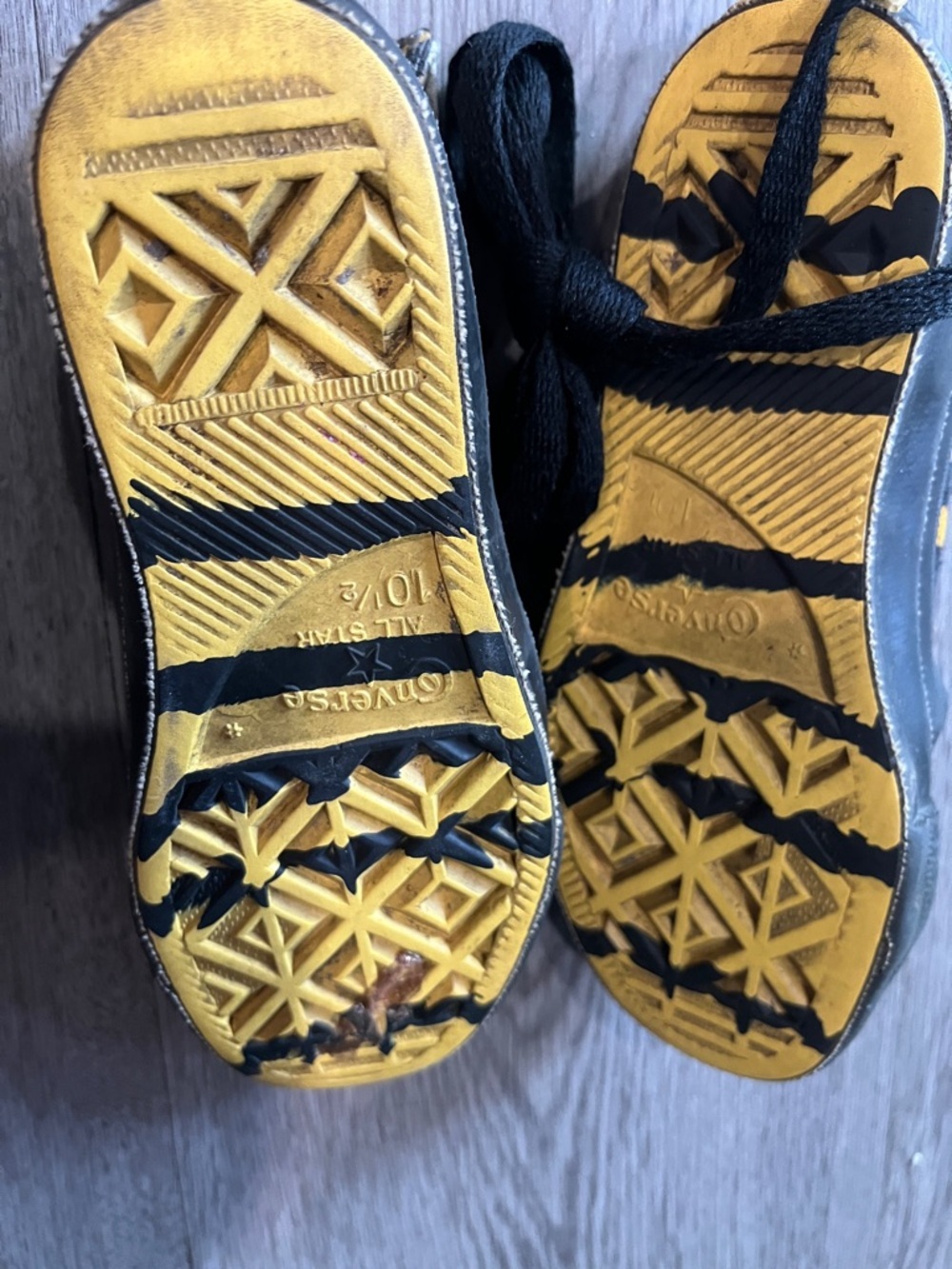 Kids Black & Yellow Batman High-Top Sneakers Converse chuck Taylor vintage - Picture 3 of 3